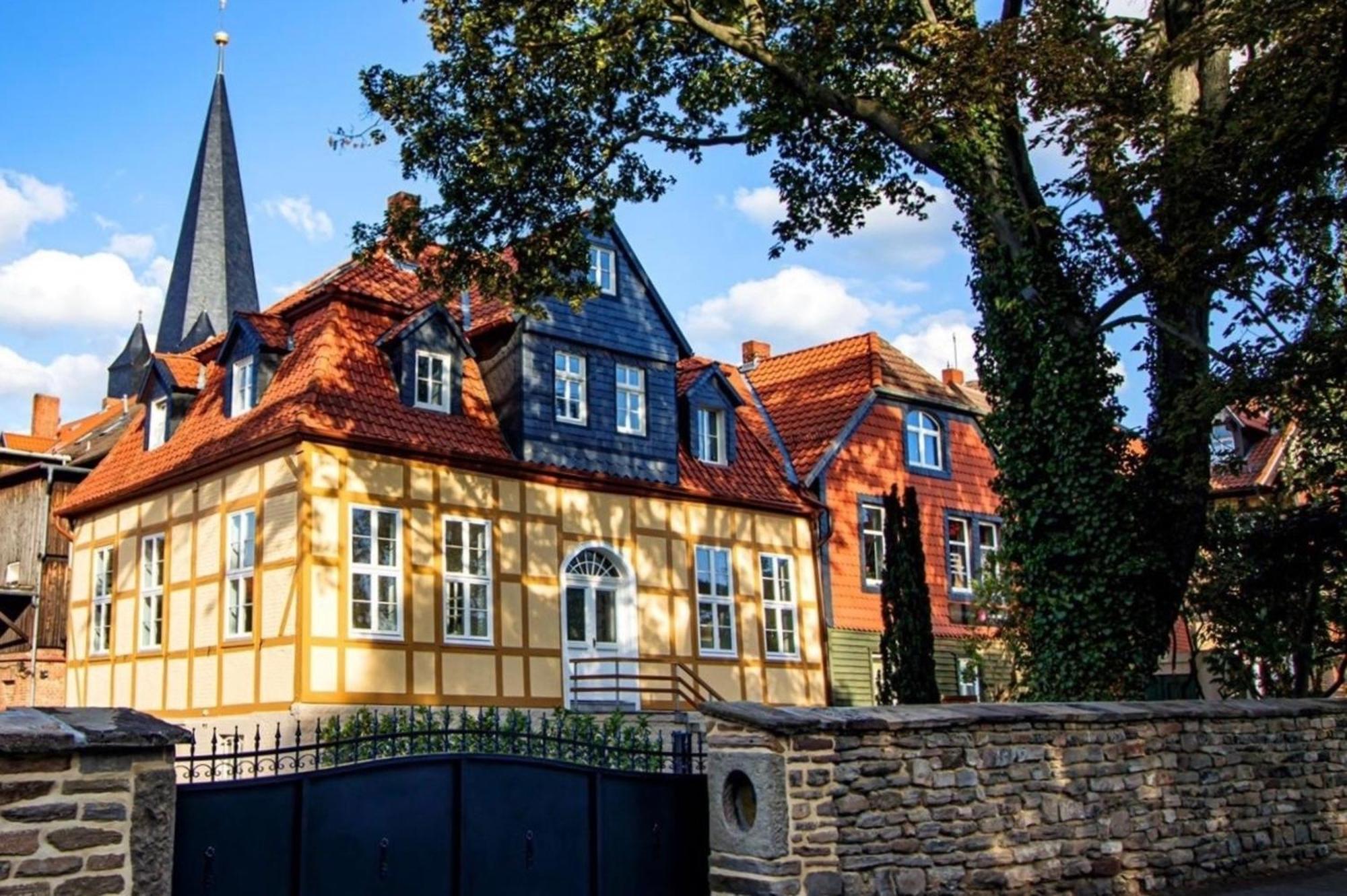 Harztraeume No1 # Parkplatz # Altstadt # Brockenbahn Wernigerode Dış mekan fotoğraf