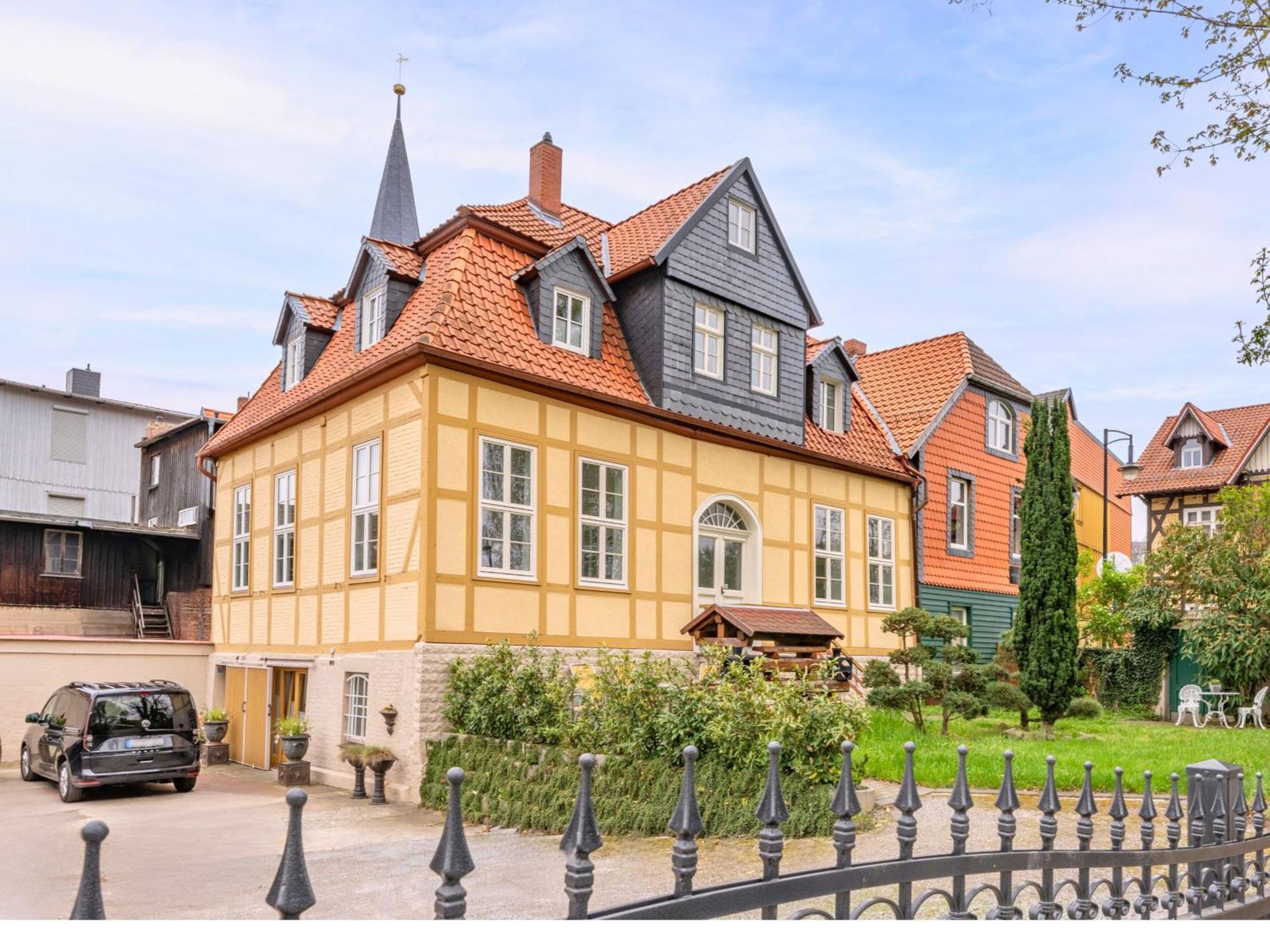 Harztraeume No1 # Parkplatz # Altstadt # Brockenbahn Wernigerode Dış mekan fotoğraf